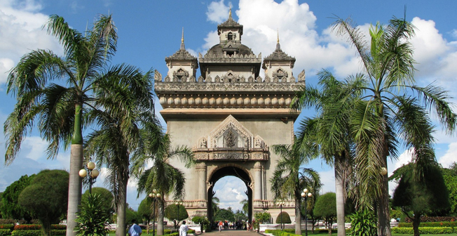 Khải Hoàn Môn Patuxay - Lào