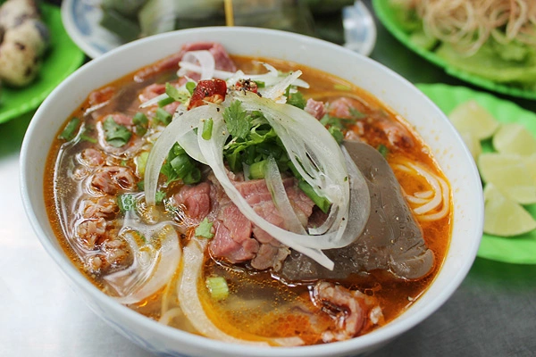 Thực Đơn Dinh Dưỡng Cho Gia Đình Bận Rộn Thời Hiện Đại - Trọn Vẹn Thực Đơn 7 Ngày 12 Bún Bò Huế Được Công Nhận Là Kỷ Lục Châu Á - Vnexpress Du Lịch