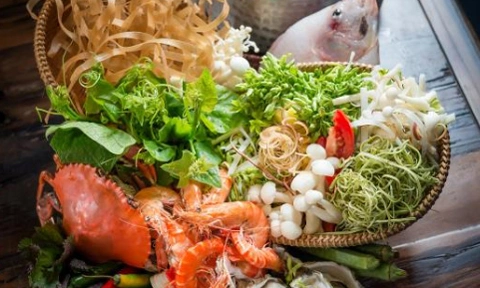 ĐẦU BẾP TRUYỀN HÌNH THỂ HIỆN PHONG CÁCH RIÊNG BIỆT QUA TỪNG MÓN ĂN ĐẶC SẮC