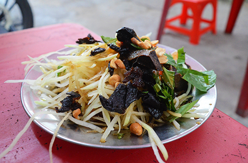 Gỏi đu đủ khô bò
