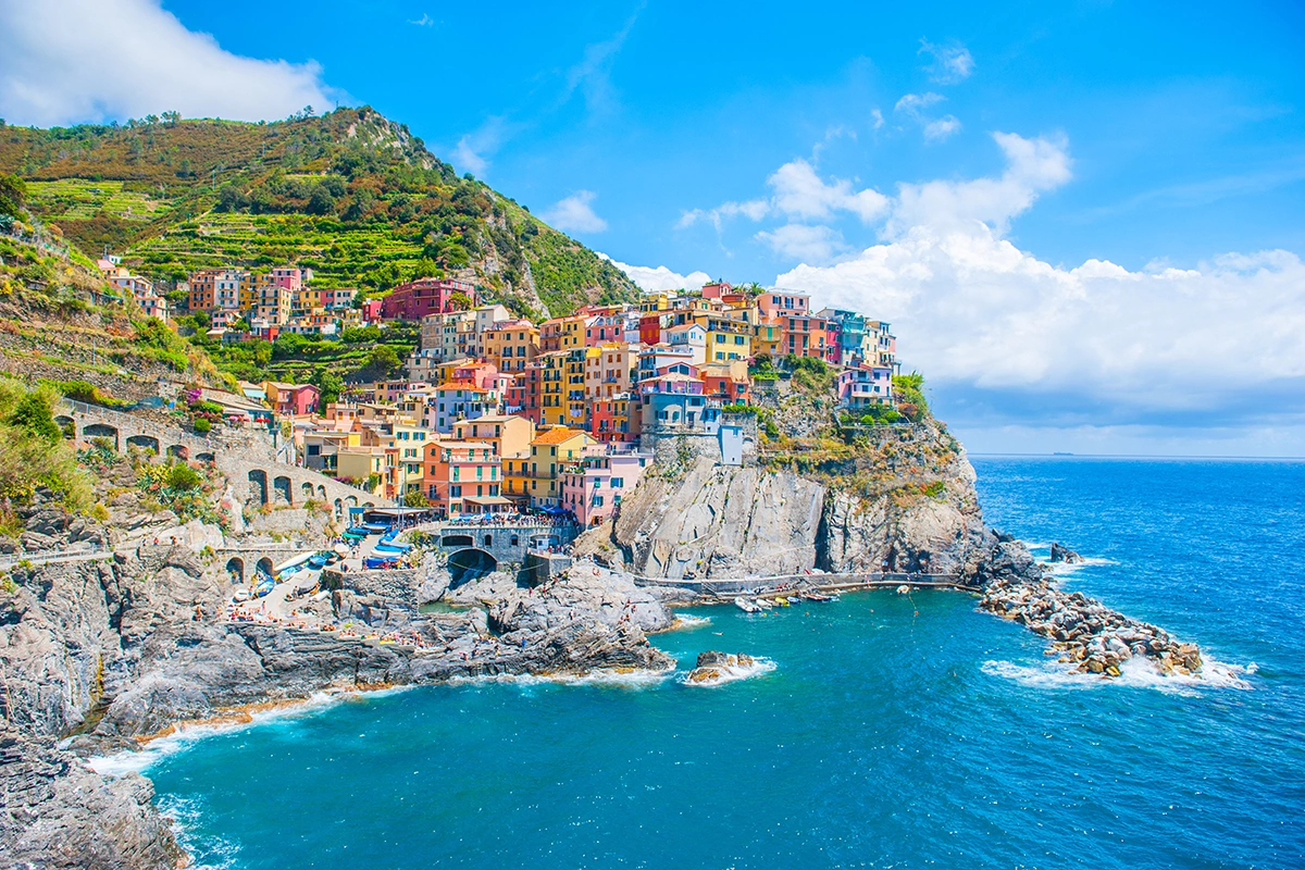 Cẩm nang du lịch Cinque Terre 2024 - Viên ngọc của nước Ý 6 Corniglia - ngôi làng vô cùng thú vị tại Cinque Terre khi là ngôi làng duy nhất không nằm sát biển