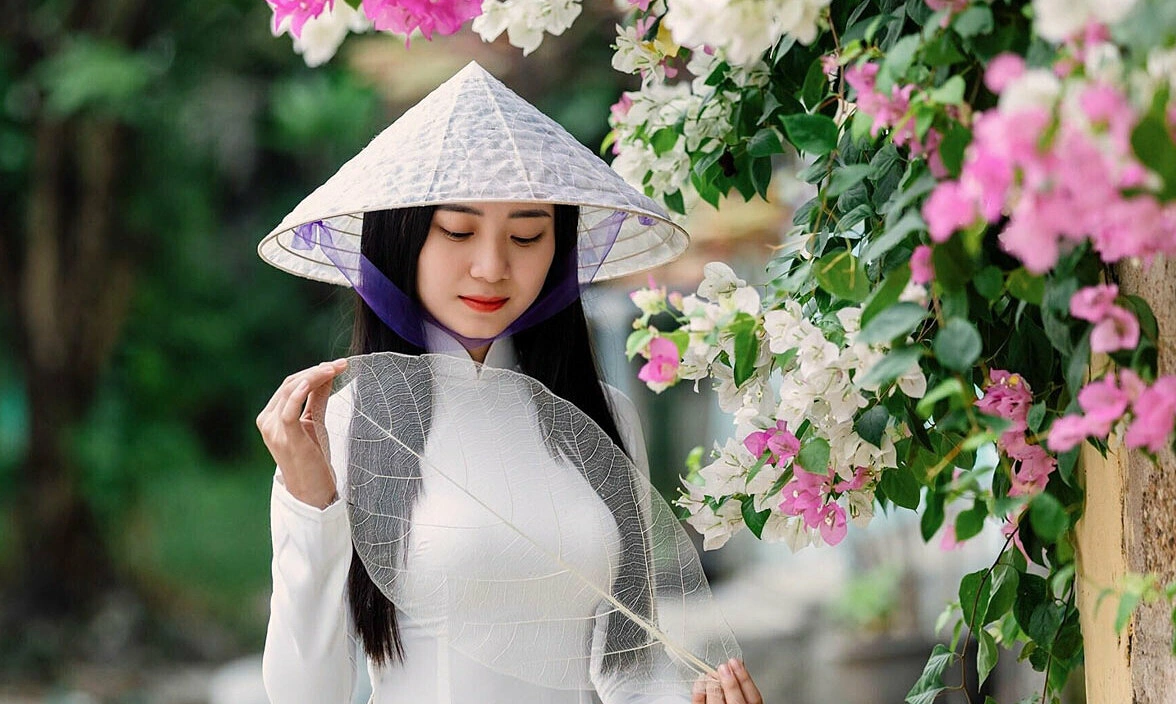 Nón xương lá bàng 'có một không hai' xứ Huế - VnExpress Du lịch