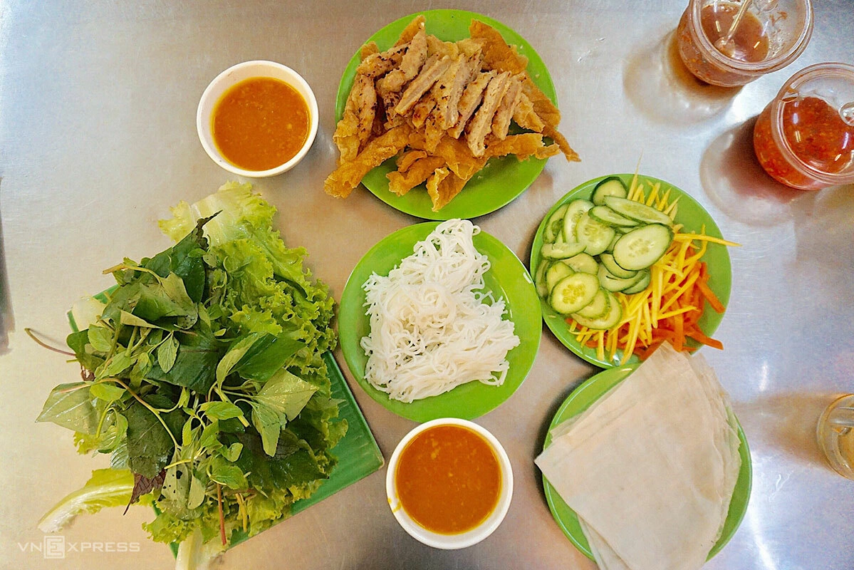 Nem nướng Nha Trang ngon