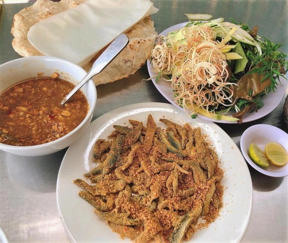 gỏi cá Nam Ô