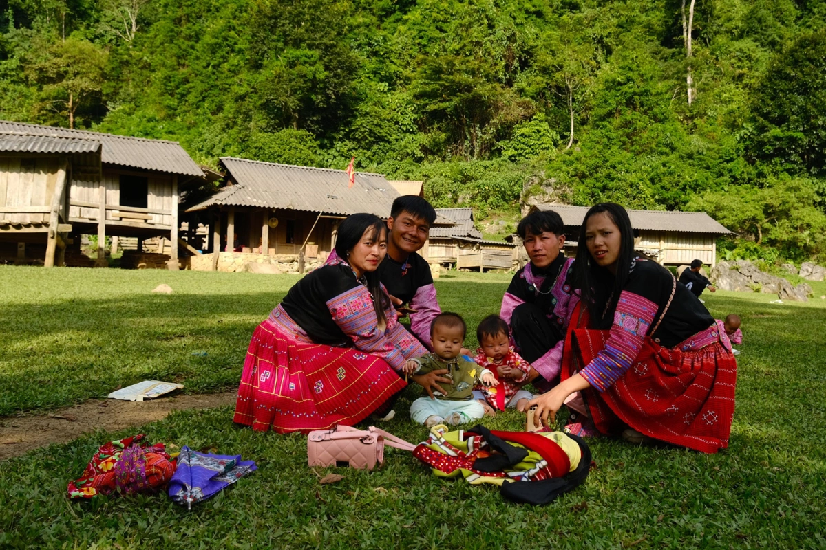 Cuộc sống đúng chất nguyên sơ với hai không - Không điện và không sóng điện thoại