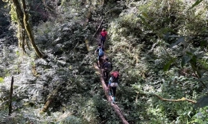 hai-ngay-chinh-phuc-lung-cung-dinh-nui-cua-gio-va-may-4548220