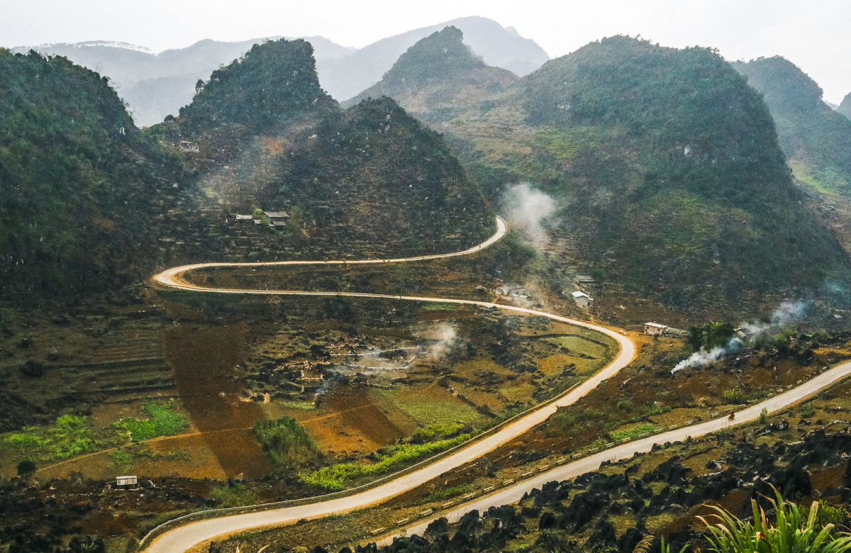 Dong Van karst plateau dazzles any season