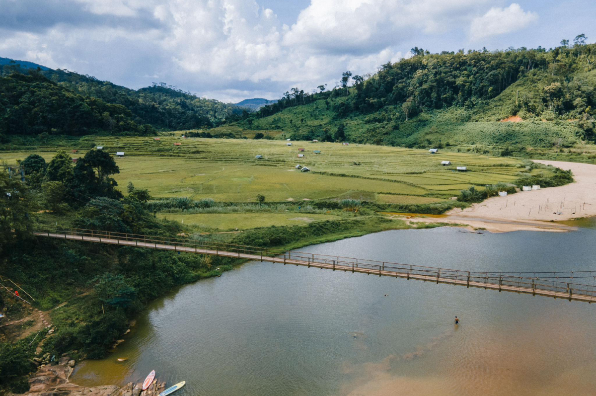 Cầu treo Kon Tu Rằng