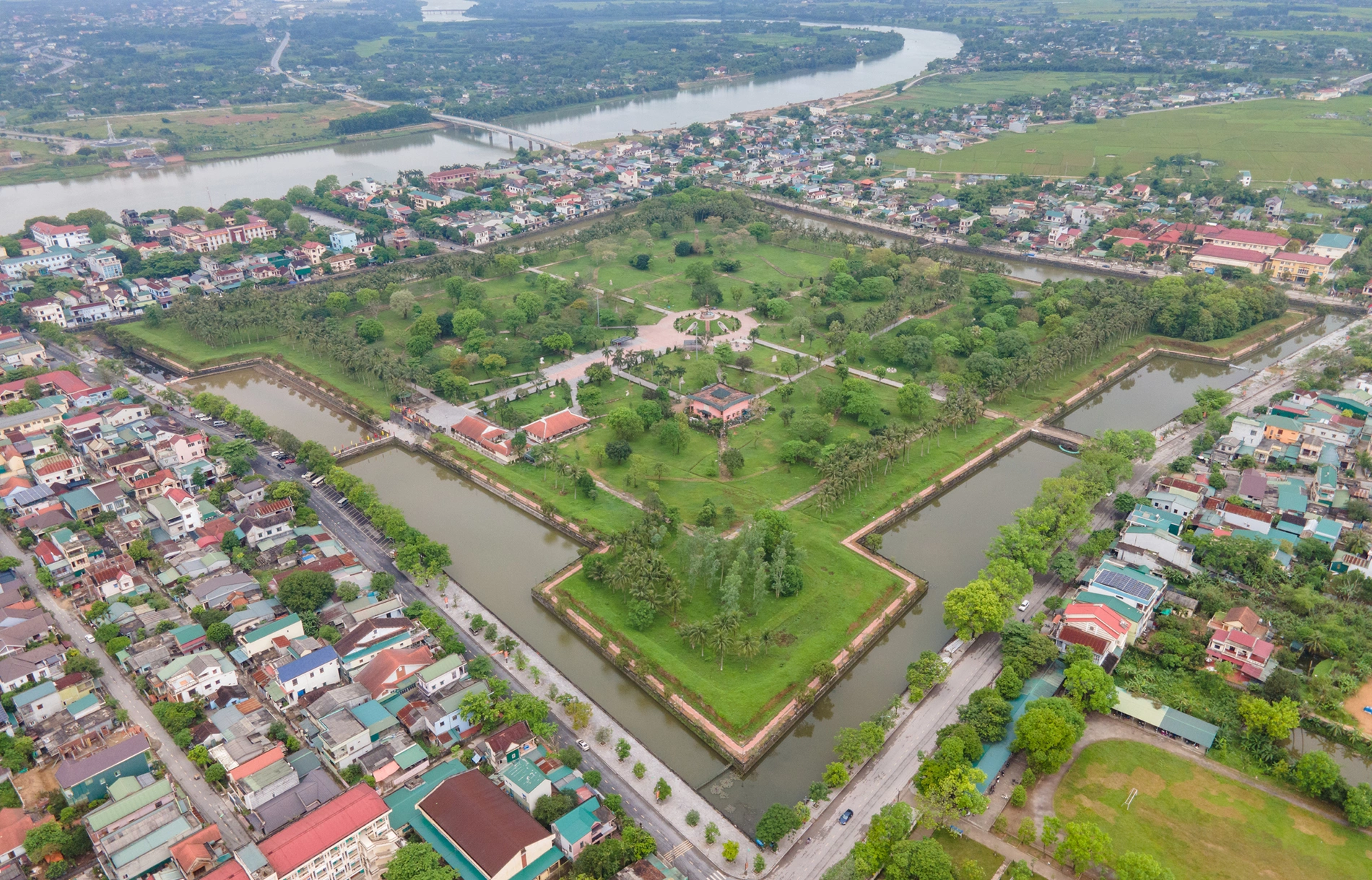 Điện mặt trời tại Quảng Trị