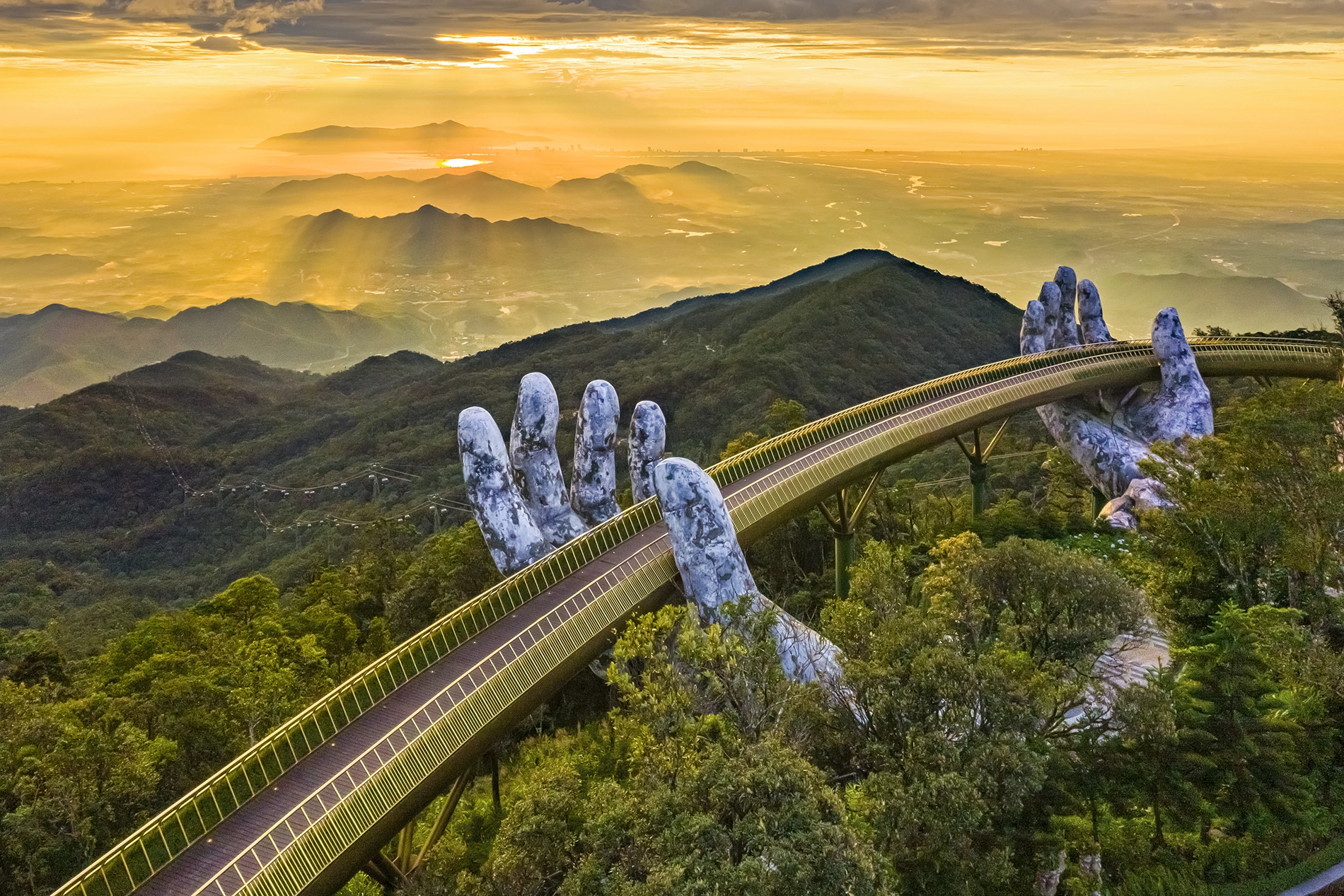 Thành phố Đà Nẵng 80 Cẩm nang Du lịch Bà Nà Hills 2025 từ A-Z: Di chuyển, ăn chơi, thăm quan, đặc sản... mới nhất