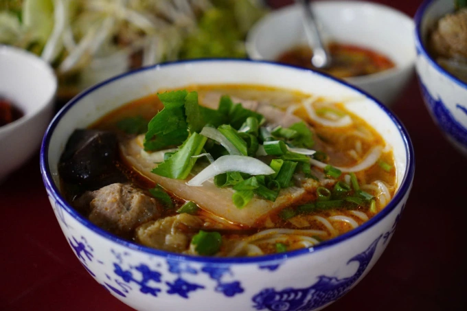 6 quán bún bò nên thử khi đến Huế Bún bò Huế. Ảnh: Tuấn Anh