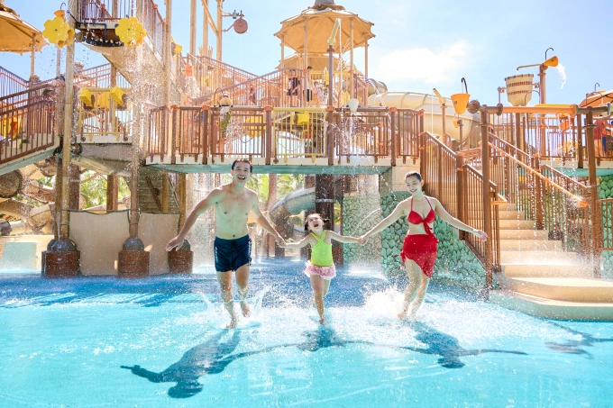 Các phân khu trò chơi Sun World Sam Son phù hợp với du khách nhiều lứa tuổi. Ảnh: Sun World