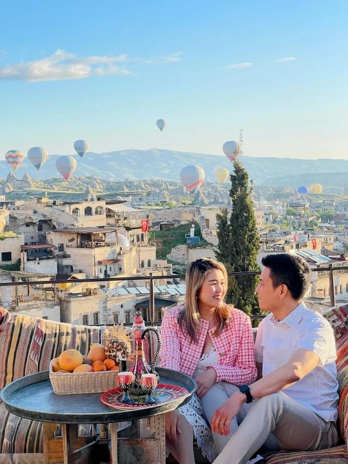 Vợ chồng Linh và Phương ở Cappadocia năm 2022.