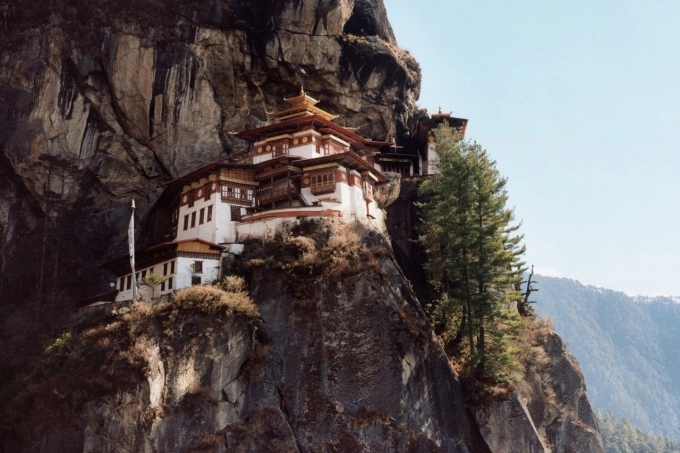 Tu viện Tigers Nest ở Paro, Bhutan. Ảnh: FT