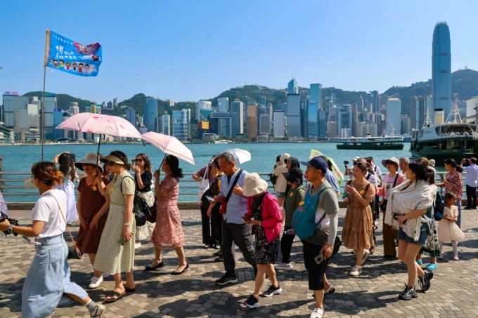 Khách du lịch tại Hong Kong