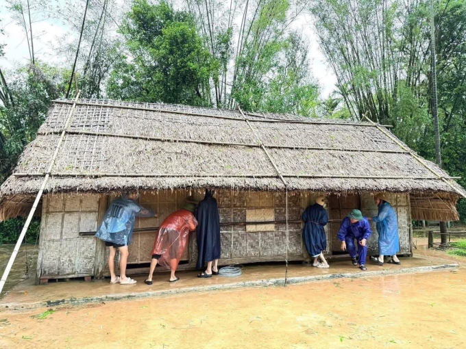Khu di tích Kim Liên đang gia cố nhà lưu niệm tại quê ngoại Chủ tịch Hồ Chí Minh. Ảnh: Lăng Khắc Trọng
