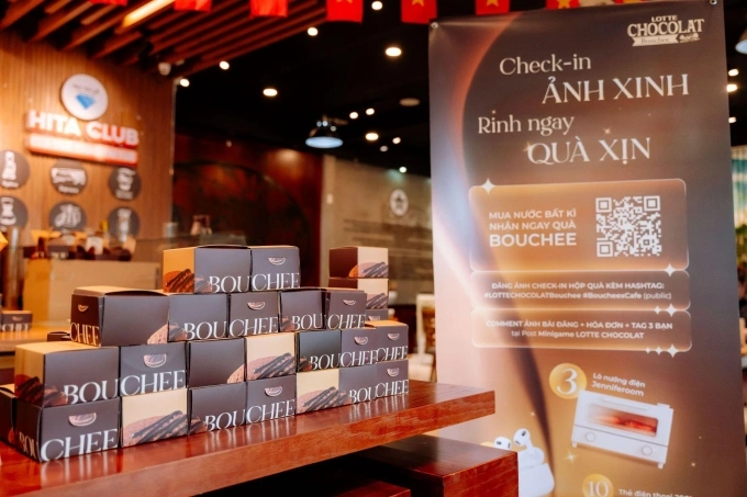 Những hộp bánh Bouchee có mặt tại Thóc Cafe - điểm hẹn của giới trẻ Hà Nội và Viva Star Coffee - thương hiệu quen thuộc với sinh viên, nhân viên văn phòng. Ảnh: Lotte Chocolat
