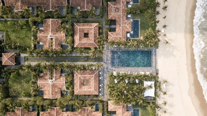 TIA Wellness Resort nằm trên đường Võ Nguyên Giáp. Đà Nẵng, nhìn từ trên cao. Ảnh: Booking