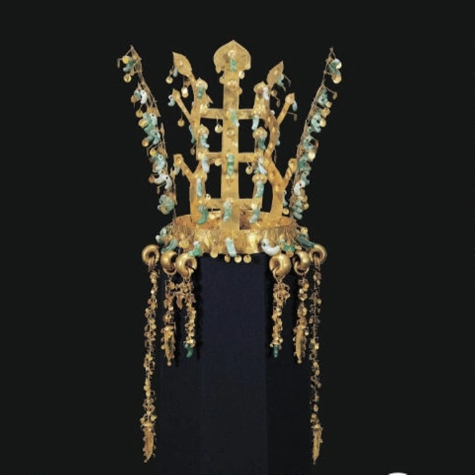 Bản gốc của vương miện Cheonmachong. Ảnh: Nara to norwich