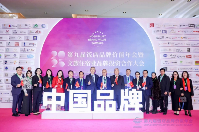 Saigontourist Group quảng bá du lịch Việt tại hai hội nghị Tô Châu Đoàn đại biểu Hiệp hội Du lịch Việt Nam và Doanh nghiệp Du lịch Việt Nam tham gia sự kiện cuối tháng 11 tại Trung Quốc. Ảnh: Saigontourist Group