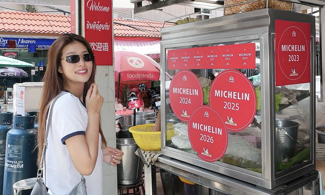 Quán mì Michelin giá 50.000 đồng khiến khách xếp hàng ở Bangkok