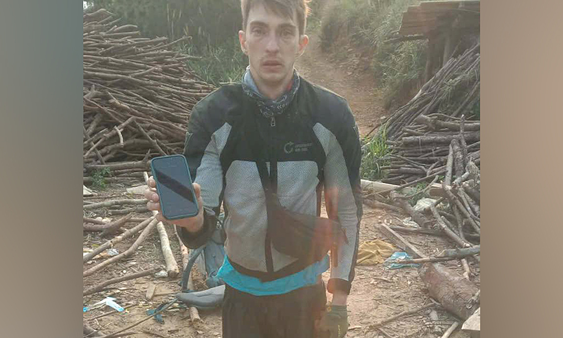 Khách Tây cầu xin hỗ trợ khi lạc trong rừng Lạng Sơn