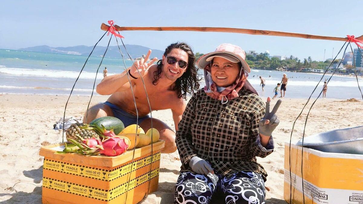 Nha Trang: Thu giữ quang gánh của người bán hàng rong nổi tiếng