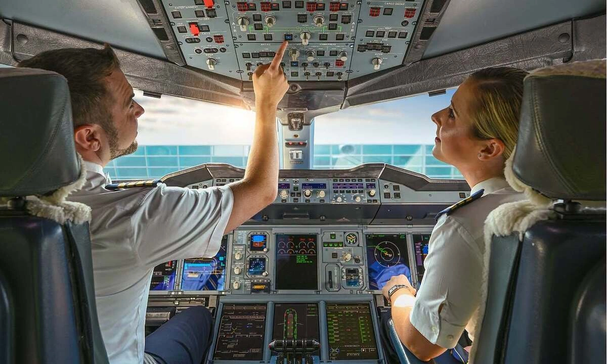 Thu nhập phi công tại Dubai lên tới 320.000 USD mỗi năm