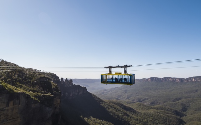 Trải nghiệm ngắm nhìn toàn cảnh thung lũng từ cáp treo Scenic Skyway. 172030-56-1789529198-3931-1789532003.jpg